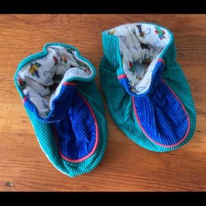 Corduroy Blue/Green Baby Booties Size XL (18-24M)